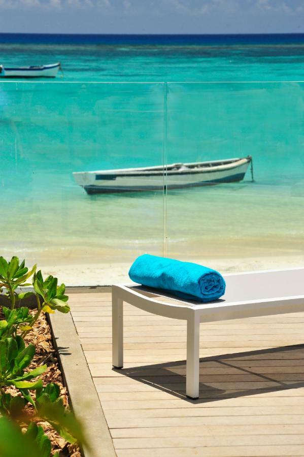 Obiches Luxury Beachfront Apartment Trou-Aux-Biches Exterior foto