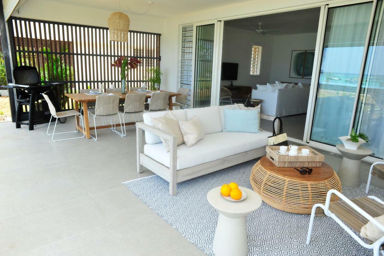 Obiches Luxury Beachfront Apartment Trou-Aux-Biches Exterior foto