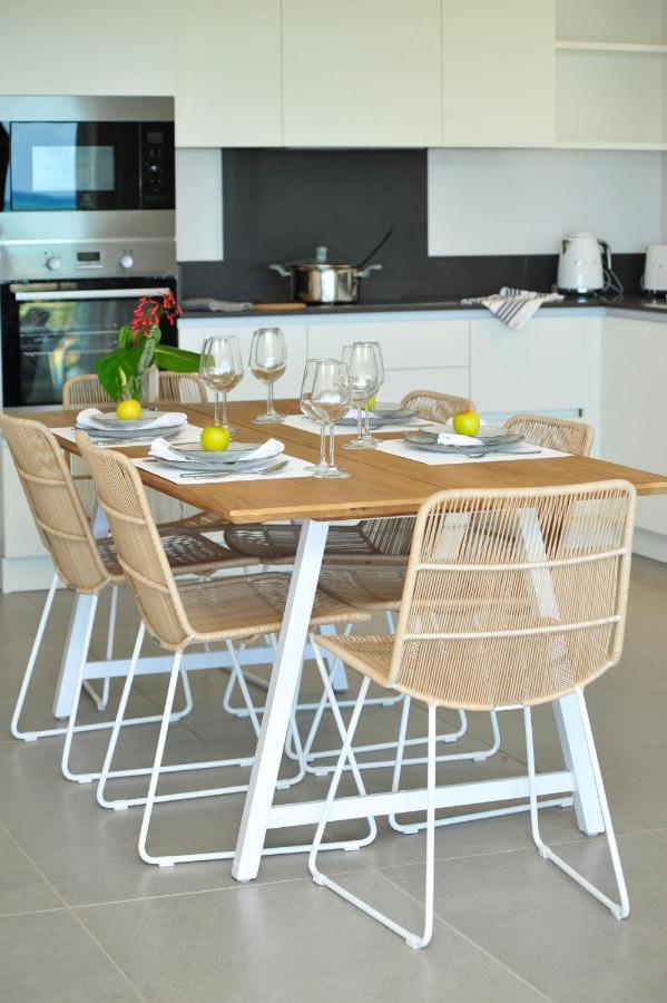 Obiches Luxury Beachfront Apartment Trou-Aux-Biches Exterior foto